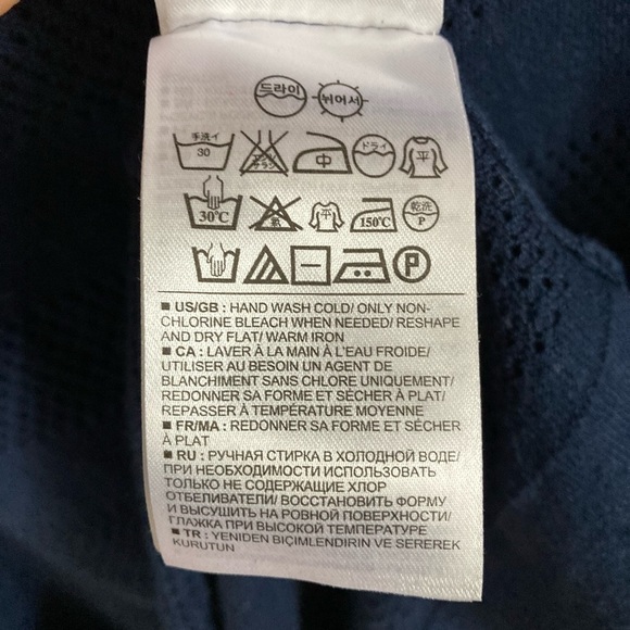 BANANA Republic Sheer Light Navy Cotton Summer Sweater. Size M - Picture 8 of 8